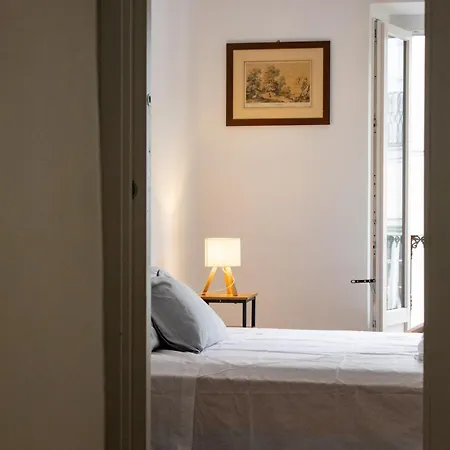 Vista Sui Tetti - 6 Minuti Da Porta Susa - Wifi Appartamento *