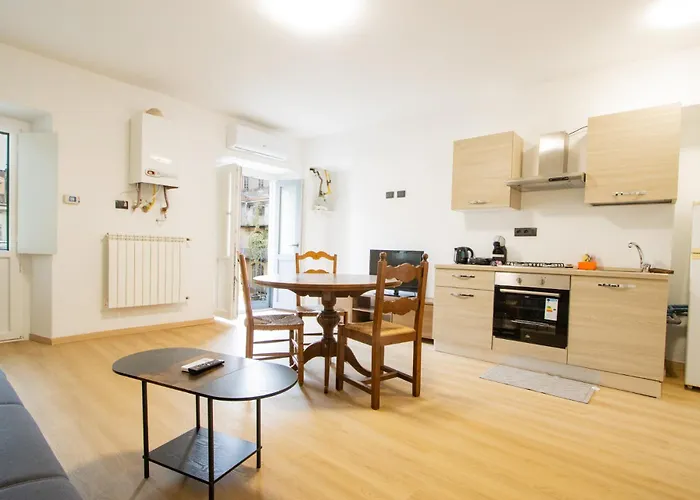 Vista Sui Tetti - 6 Minuti Da Porta Susa - Wifi Apartment Turin